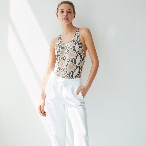 ARITZIA Tna '90s Cozumel Snake Print Open Back Bodysuit - Picture 7 of 11